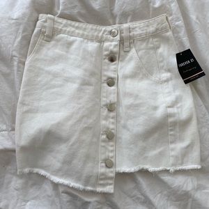 **NWT** White jean skirt